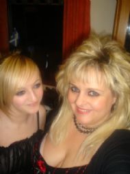 Maxine and her daughter, Hayley December 2006